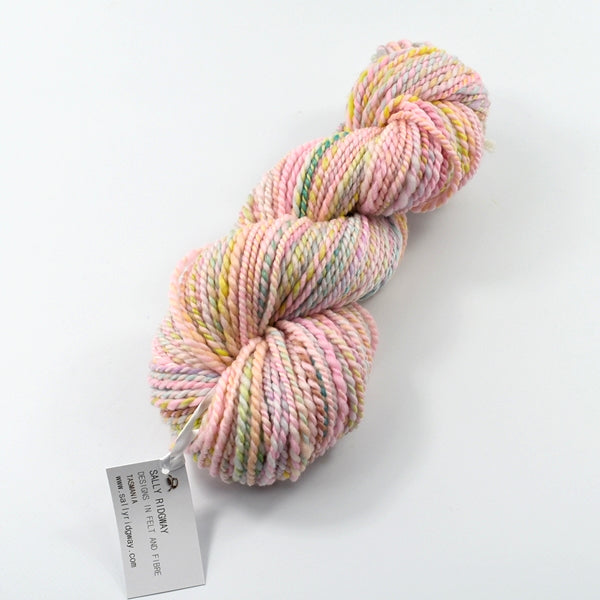 Hand Spun Superwash Merino Wool Chunky Yarn in Marshmallow 13132-Hand Spun Yarn-2-100 mt A-Sally Ridgway Designs in Felt & Fibre