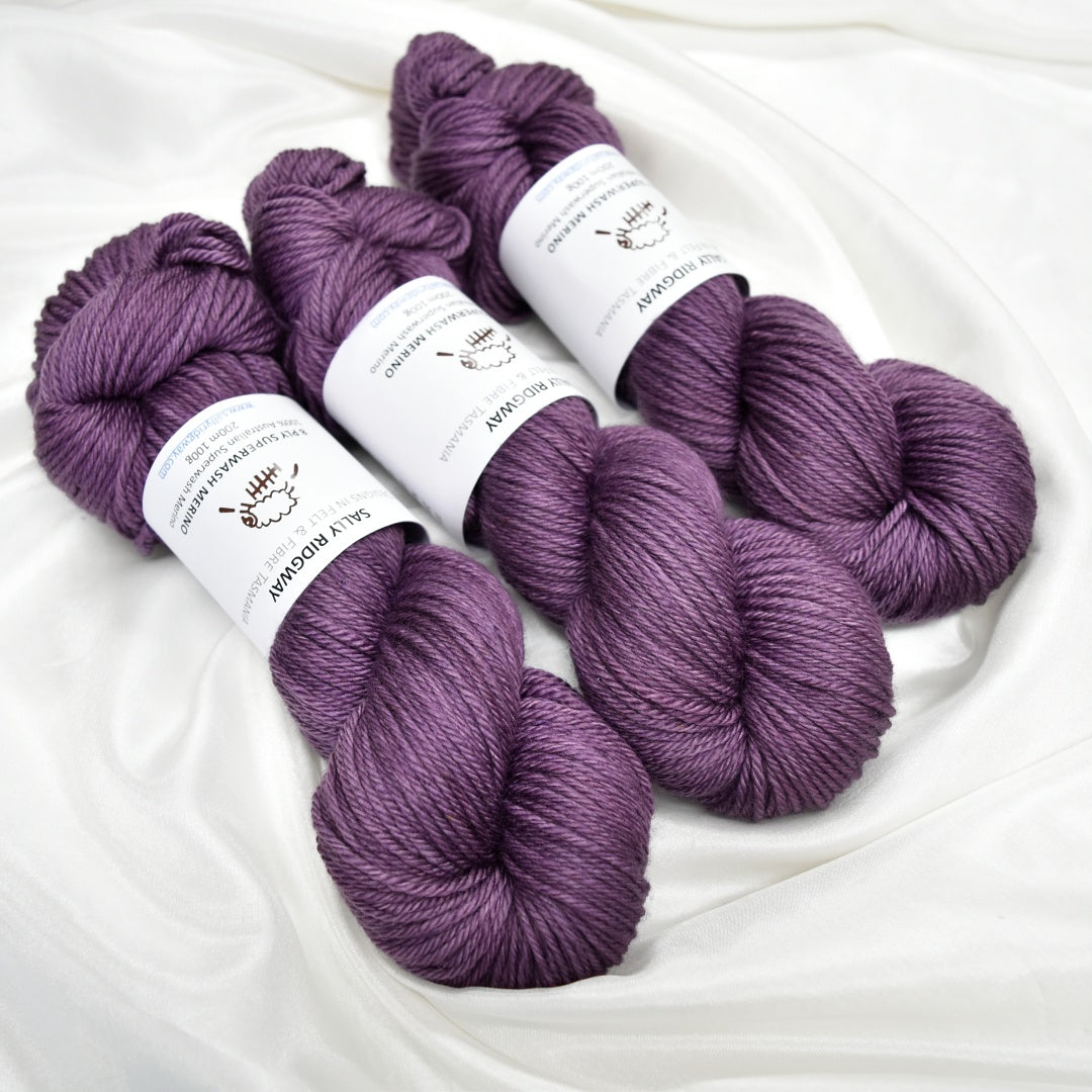 Dark Mauve on 8 Ply Superwash 100% Merino Yarn