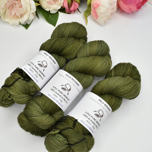 4 Ply Pure Australian Merino Wool Yarn Lichen Leaves