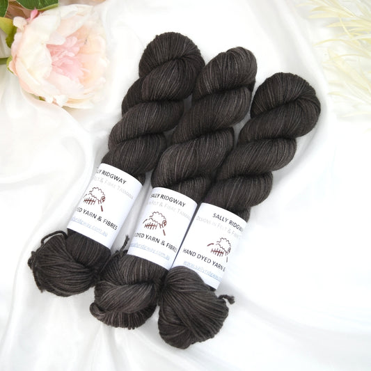 Slate 50g Midi Skein| 4 Ply Midi Skeins | Sally Ridgway | Shop Wool, Felt and Fibre Online