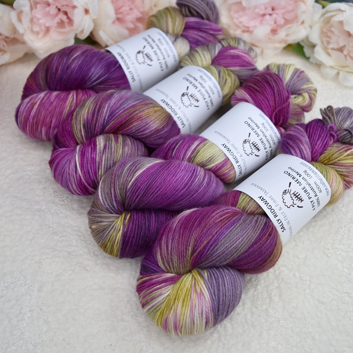 4 Ply Pure Australian Merino Wool Yarn Hand Dyed Vintage Rose| 4 Ply Pure Merino Yarn | Sally Ridgway | Shop Wool, Felt and Fibre Online