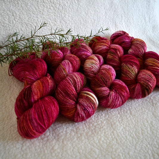 4 ply Supreme Sock Yarn Hand Dyed Speckled Rose 13165| Sock Yarn | Sally Ridgway | Shop Wool, Felt and Fibre Online